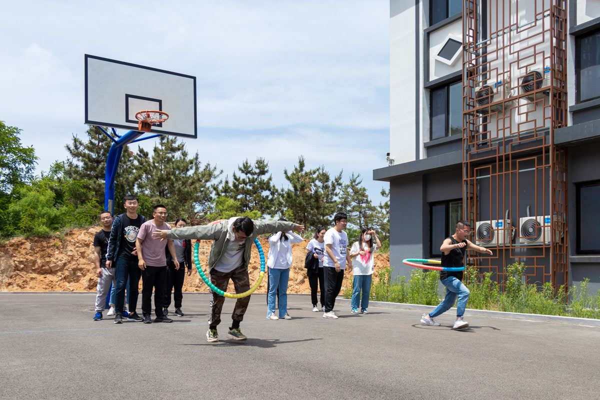 八蟹過海(hǎi)之争分(fēn)奪秒(miǎo)